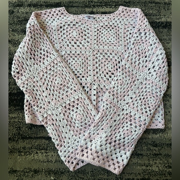 Le Lis Sweaters - LE LIS Crochet Long Sleeve Cropped Sweater